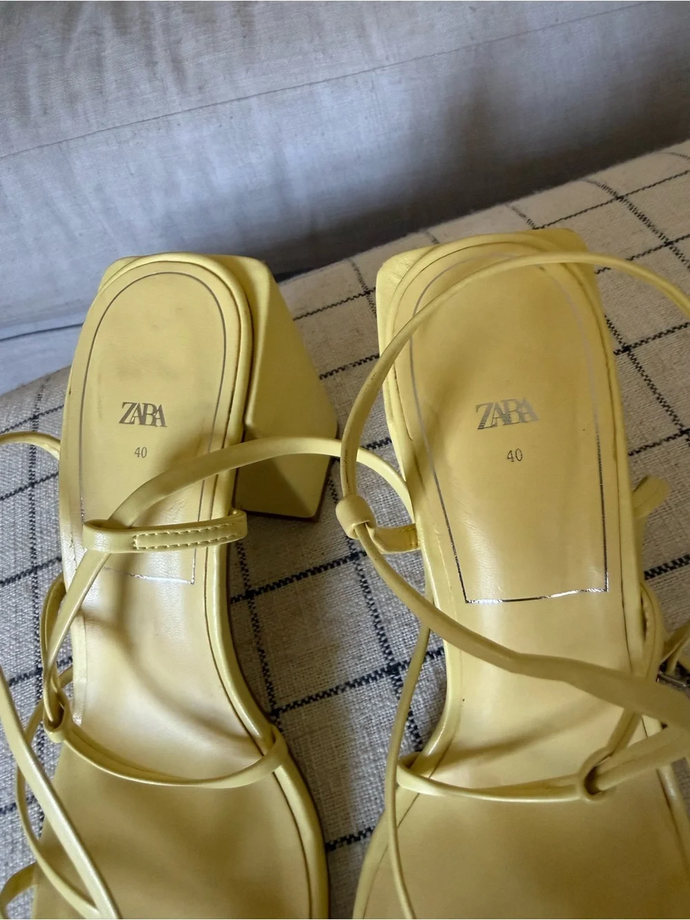 Zara Pale Yellow Strappy Block Heel Sandals - Picture 6 of 10